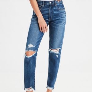 AE tomgirl jeans